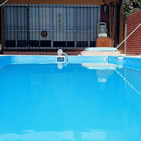 Casa Olivia- Alojamiento Con Piscina - Aeropuerto Ezeiza Exterior photo