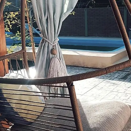 Casa Olivia- Alojamiento Con Piscina - Aeropuerto Ezeiza Exterior photo